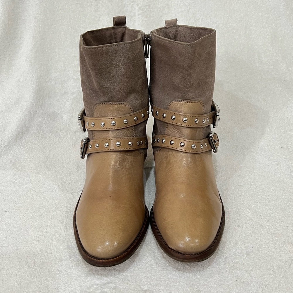 COACH Lilliana Studded Beige Leather Suede Zip Up Ankle Boots Size 6 - Picture 3 of 16